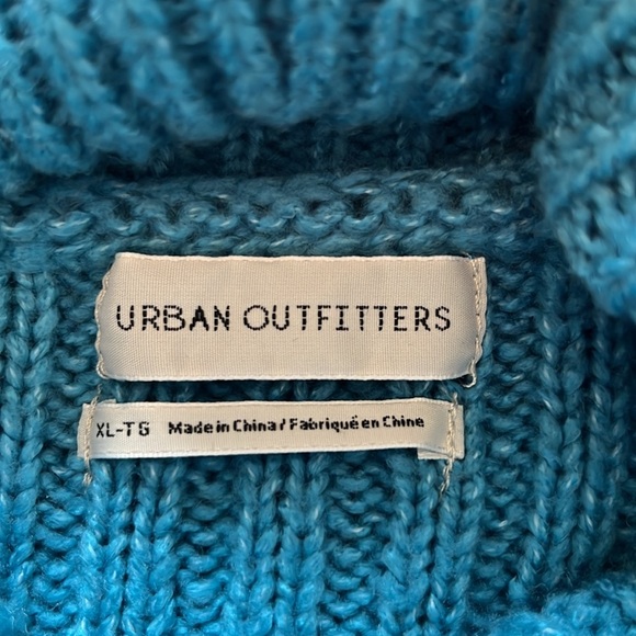 Urban Outfitters MIA Turtleneck Crop Sweater - Picture 6 of 9